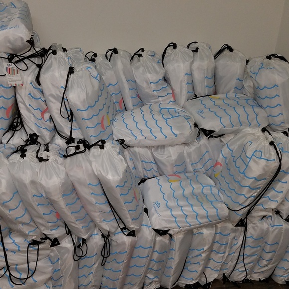 Jasonwell rainbow cloud pool floats - Picture 3 of 6